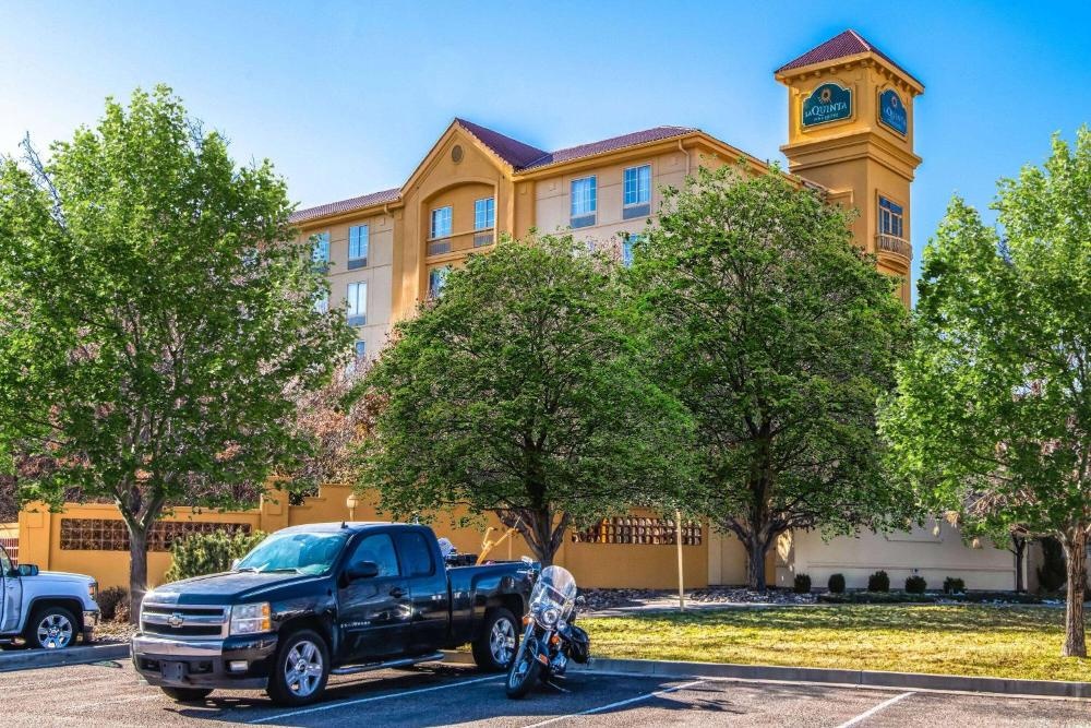 La Quinta Inn & Suites by Wyndham Colorado Springs South Airport